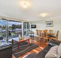 JOHANSSONS PERCH No. 1 - Queensland Tourism