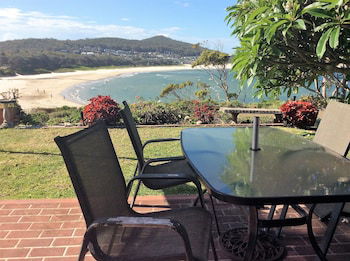 Seascape At Fingal Bay - QLD Tourism 1