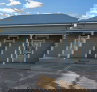 The Pambula Cottage - Queensland Tourism