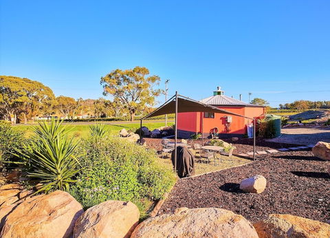 A Stanthorpe Getaway - Queensland Tourism 3