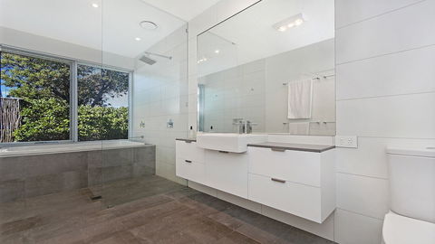 Saltwater Lodge - Queensland Tourism 2