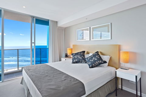 Holiday Holiday - H Residence Apartments - QLD Tourism 6