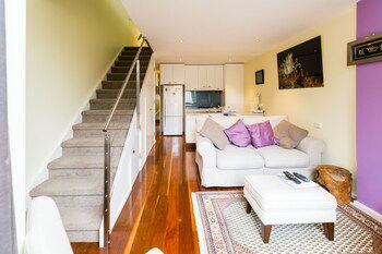 ALEXANDER, 2BDR South Melbourne House - Queensland Tourism 0