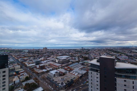 LENA, 2BDR Southbank Apartment - QLD Tourism 0