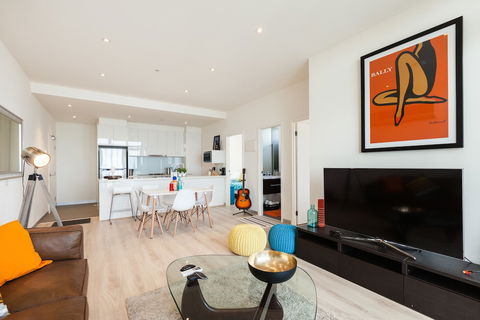 LENA, 2BDR Southbank Apartment - QLD Tourism 4