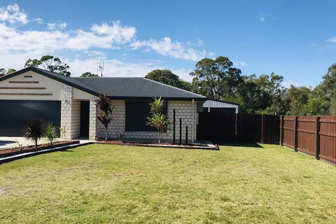 Hervey Bay Holiday Home - Queensland Tourism 1