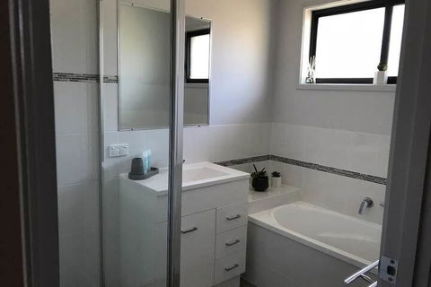 Hervey Bay Holiday Home - Queensland Tourism 4
