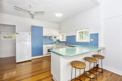 Kingscliff Beach Holiday Shack - QLD Tourism 2