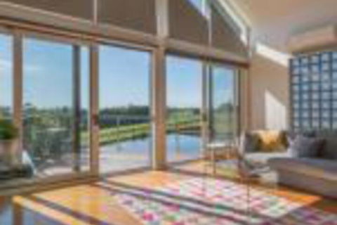 Seville Estate - Queensland Tourism 0