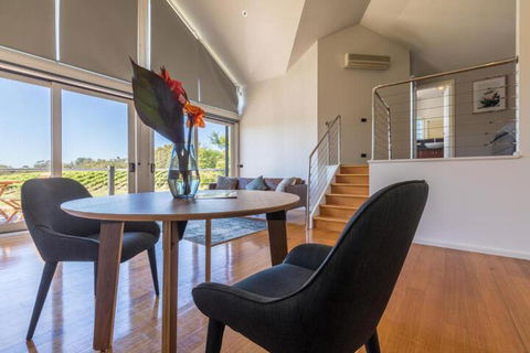 Seville Estate - Queensland Tourism 6