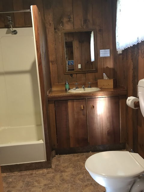 Cradle Mountain Highlanders Cottages - QLD Tourism 0