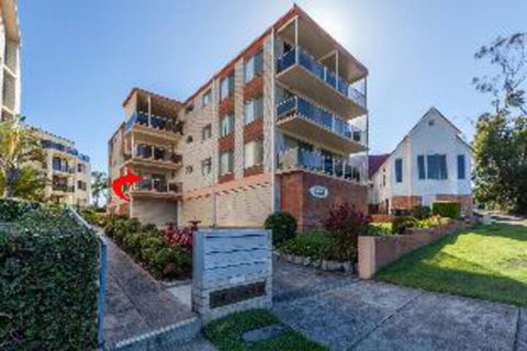 2 BEDROOM APARTMENT LAMAN LODGE UNIT 2 - QLD Tourism 3