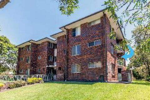 2 Bedroom Apartment Gretel Lodge Unit 4 - QLD Tourism 0