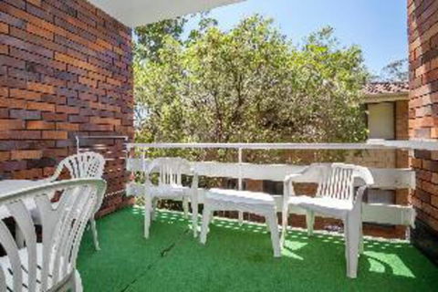 2 Bedroom Apartment Gretel Lodge Unit 4 - QLD Tourism 1