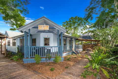 Barefoot Lane - Queensland Tourism 0