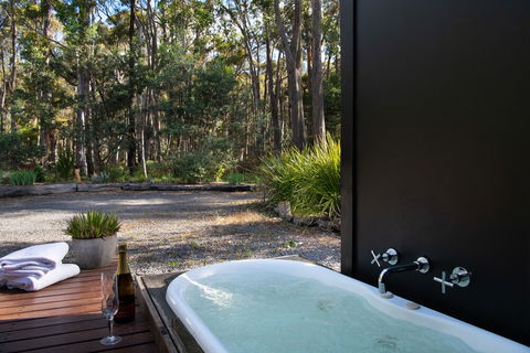 Ablac Studio - QLD Tourism 0