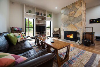 Wombat Hill Lodge - Queensland Tourism 0
