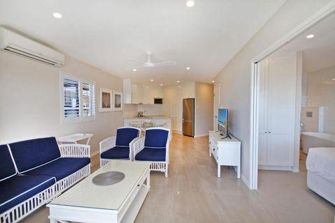 Coolum Baywatch Luxury Style Penthouse Linen Included WIFI 500 Bond - Queensland Tourism 2