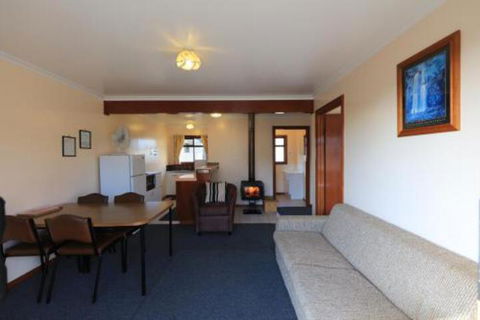 Arthur River Holiday Units - Queensland Tourism 6