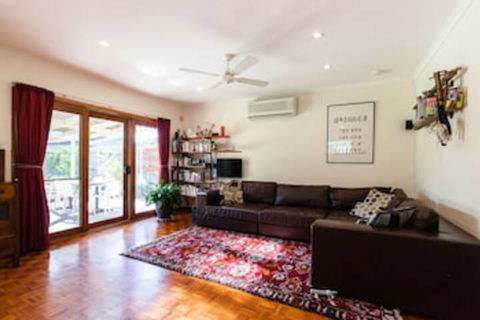 KELLY, 3BDR Northcote House - Queensland Tourism 0