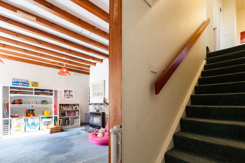 KELLY, 3BDR Northcote House - Queensland Tourism 7