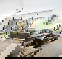 Temple 221 2BR Resort Spa Apartment - QLD Tourism