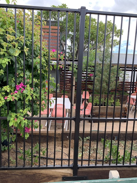 Central Motel - QLD Tourism 1