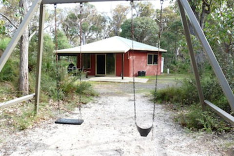 Wrenwood Chalets - QLD Tourism 0