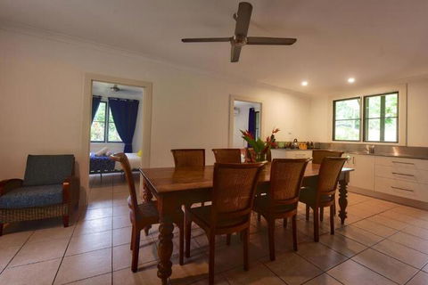 Daintree Rainforest Beach House - QLD Tourism 2