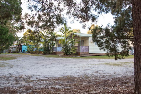 BIG4 Breeze Holiday Park â€“ Rainbow Beach - Queensland Tourism 4
