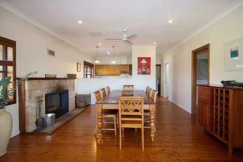 Stay In Mudgee - Queensland Tourism 6