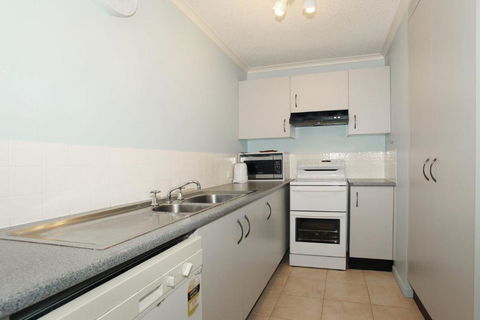 Unit 2 Biriny Lodge 1686 1689 David Low Way Coolum Beach - Queensland Tourism 1