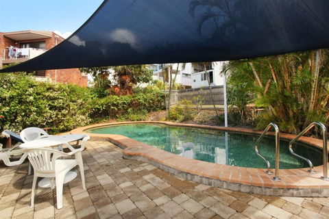 Unit 2 Biriny Lodge 1686 1689 David Low Way Coolum Beach - Queensland Tourism 6
