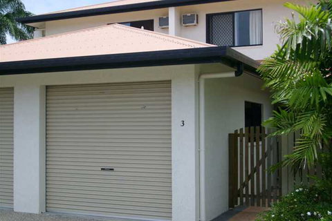 2br Amazing Beach House - QLD Tourism 3