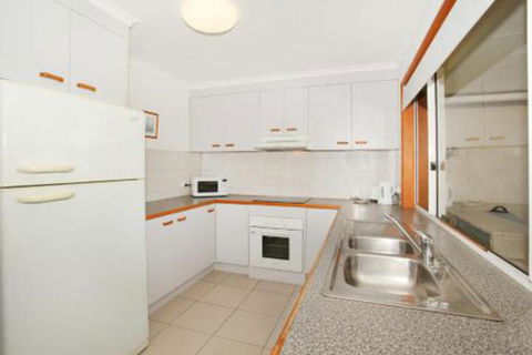 2 Eastern Court Mount Coolum 400 DOLLAR BOND Pet Friendly LINEN INCLUDED - Queensland Tourism 5
