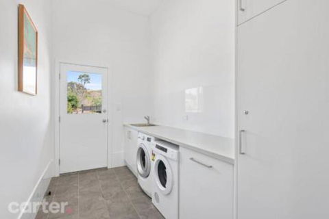 Encounter Beach House With Stunning Views - QLD Tourism 4