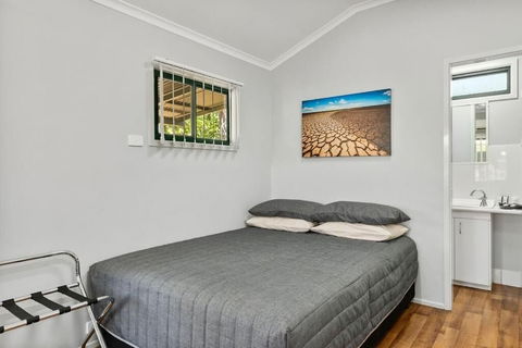 Kimberleyland Waterfront Holiday Park - Queensland Tourism 2