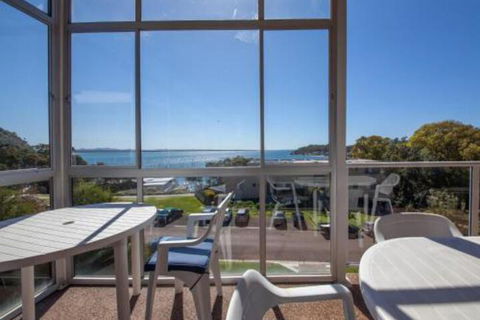 Portofino Unit 6 7 Laman Street - QLD Tourism 5