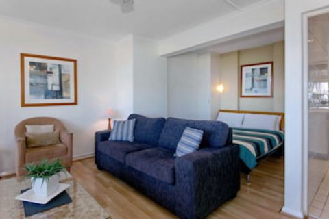 Blue Vista, Unit 8/13 Victoria Parade - QLD Tourism 0