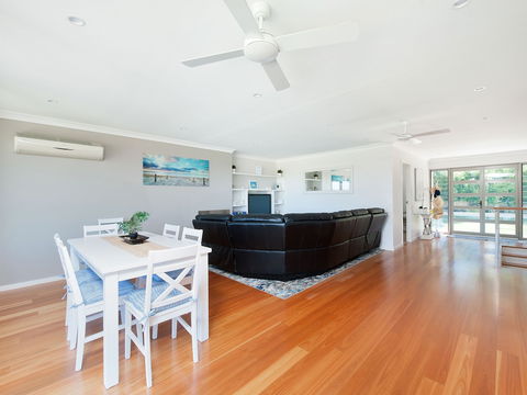 Bamboo Bay At Fingal Bay - QLD Tourism 2