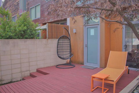 Readyset Townhouses Docklands - Queensland Tourism 1