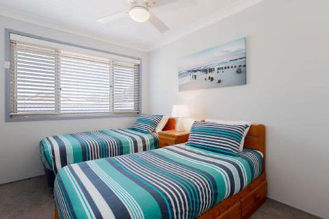 Rocky Pt Rd 83A Fingal Bay - QLD Tourism 0