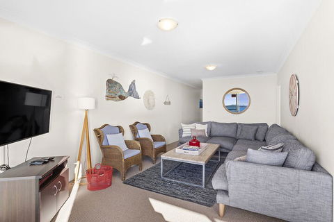 South Pacific Unit  4 - Shoal Bay - QLD Tourism 3