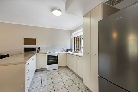 Growder Court 3 - Coolum Beach QLD - Queensland Tourism 5