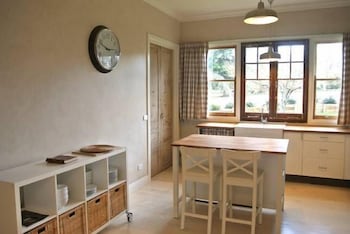 La Maisonette - Gorgeous 2 Bedroom - QLD Tourism 0