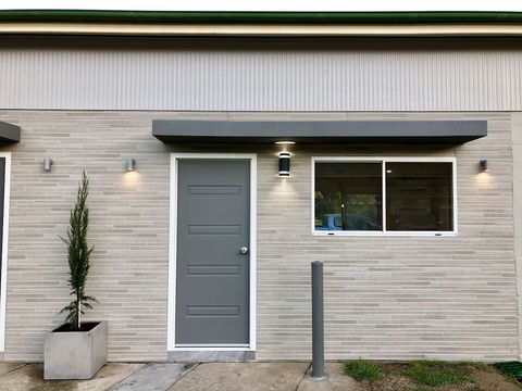 Gundagai Tourist Suites - QLD Tourism 0