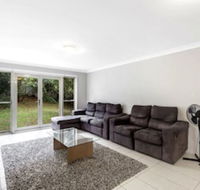 Alida Place 1 Lagoons Estate - QLD Tourism