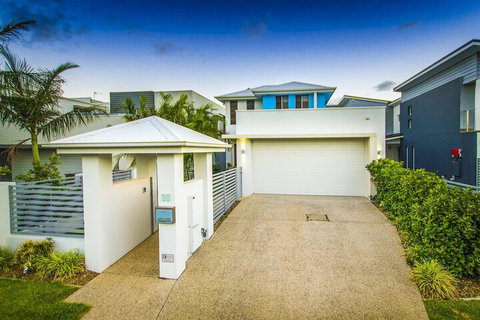 Quayside - QLD Tourism 2