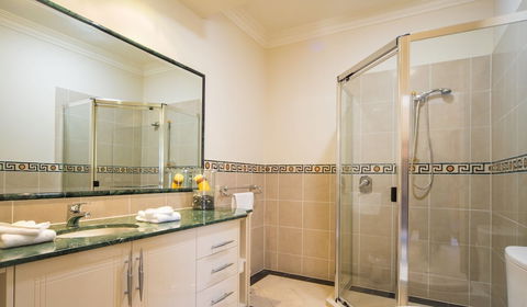 LUXE At Sanctuary Cove - QLD Tourism 2