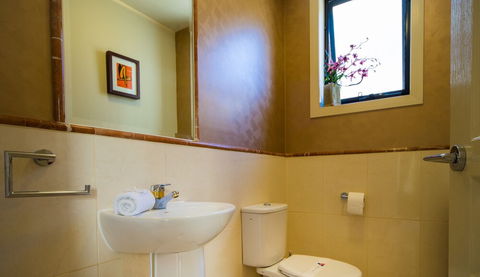LUXE At Sanctuary Cove - QLD Tourism 0